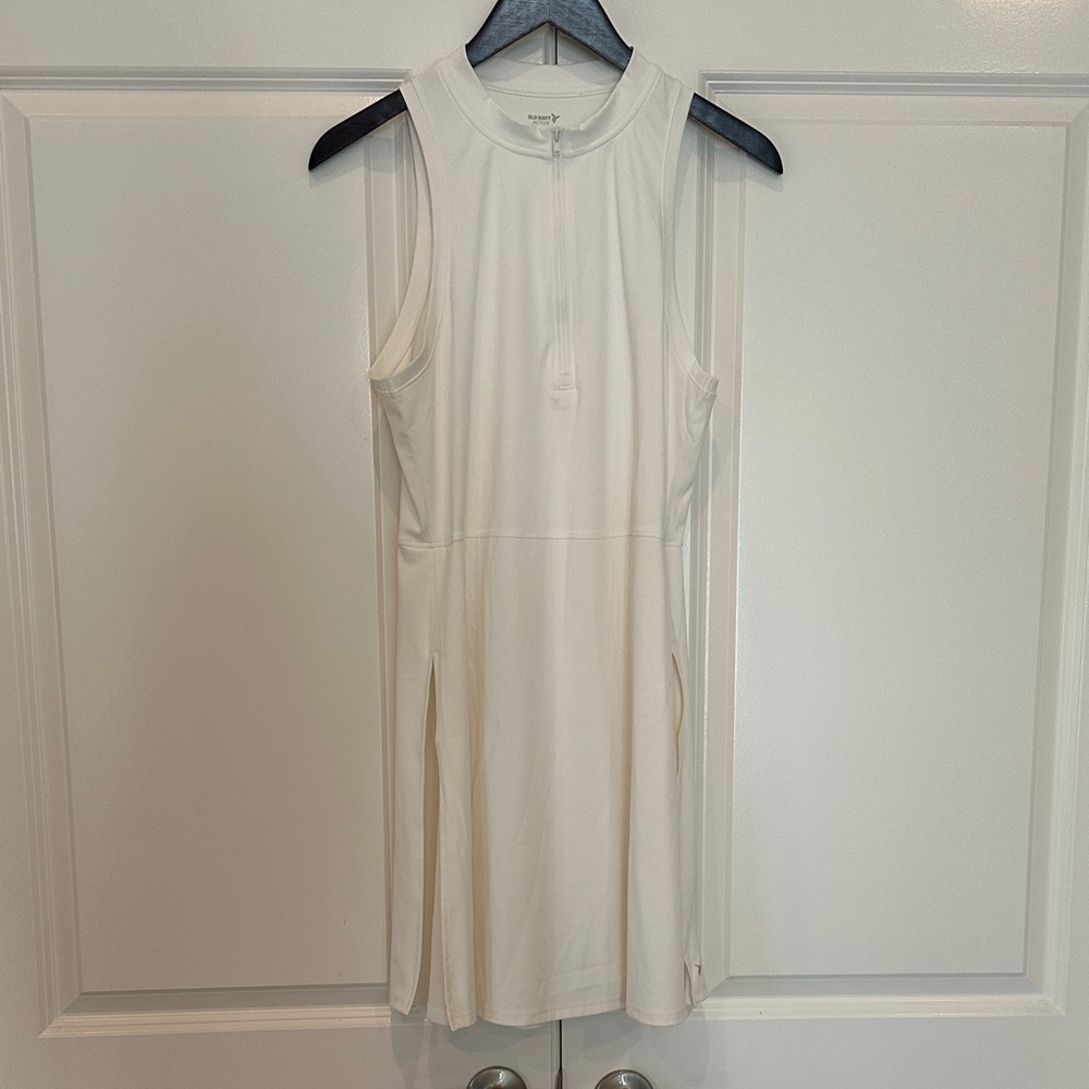 Old Navy Powersoft Off White Sleeveless Dress size medium tall